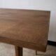 Table à manger en bois vintage
