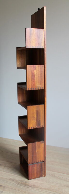 Vintage shelf year 80