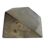 Tin vase hammered by Jean Chorin