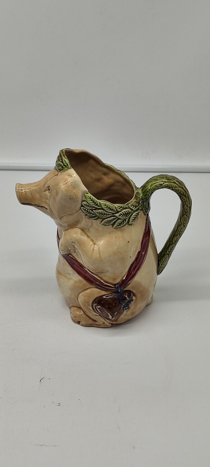 Onnaing slushie pig pitcher
