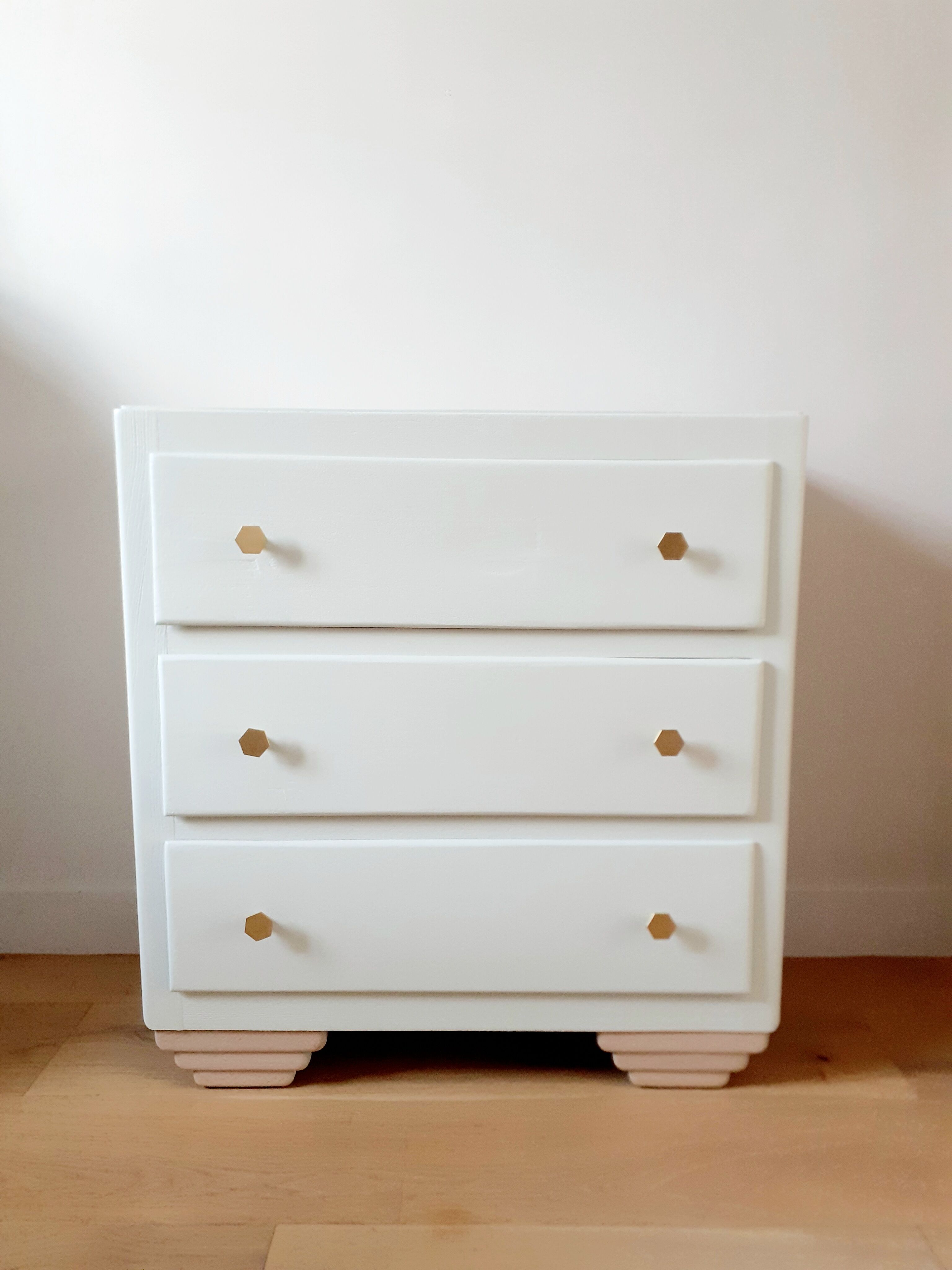 50s pastel green chest of drawers
