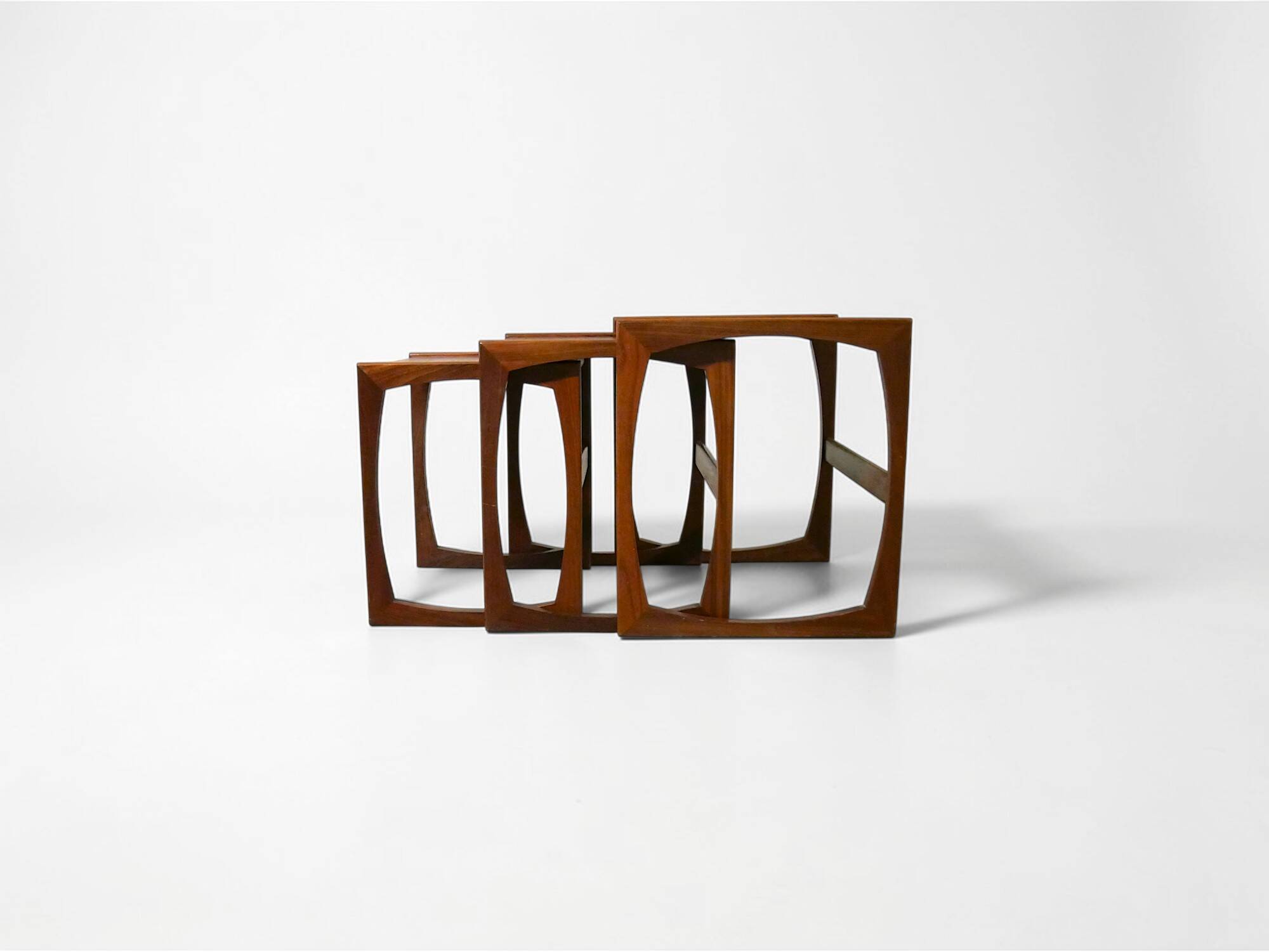 G-PLAN nesting table in teak - vintage 1960s