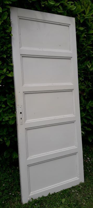 Porte vintage panneautée