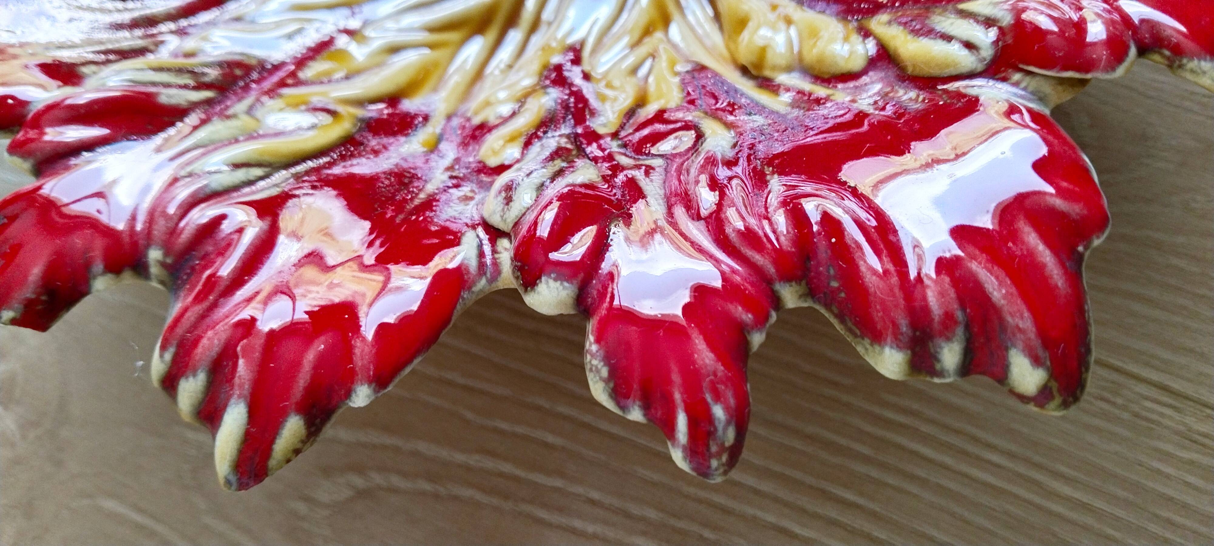 Fruit bowl, dish, in Vallauris style slip