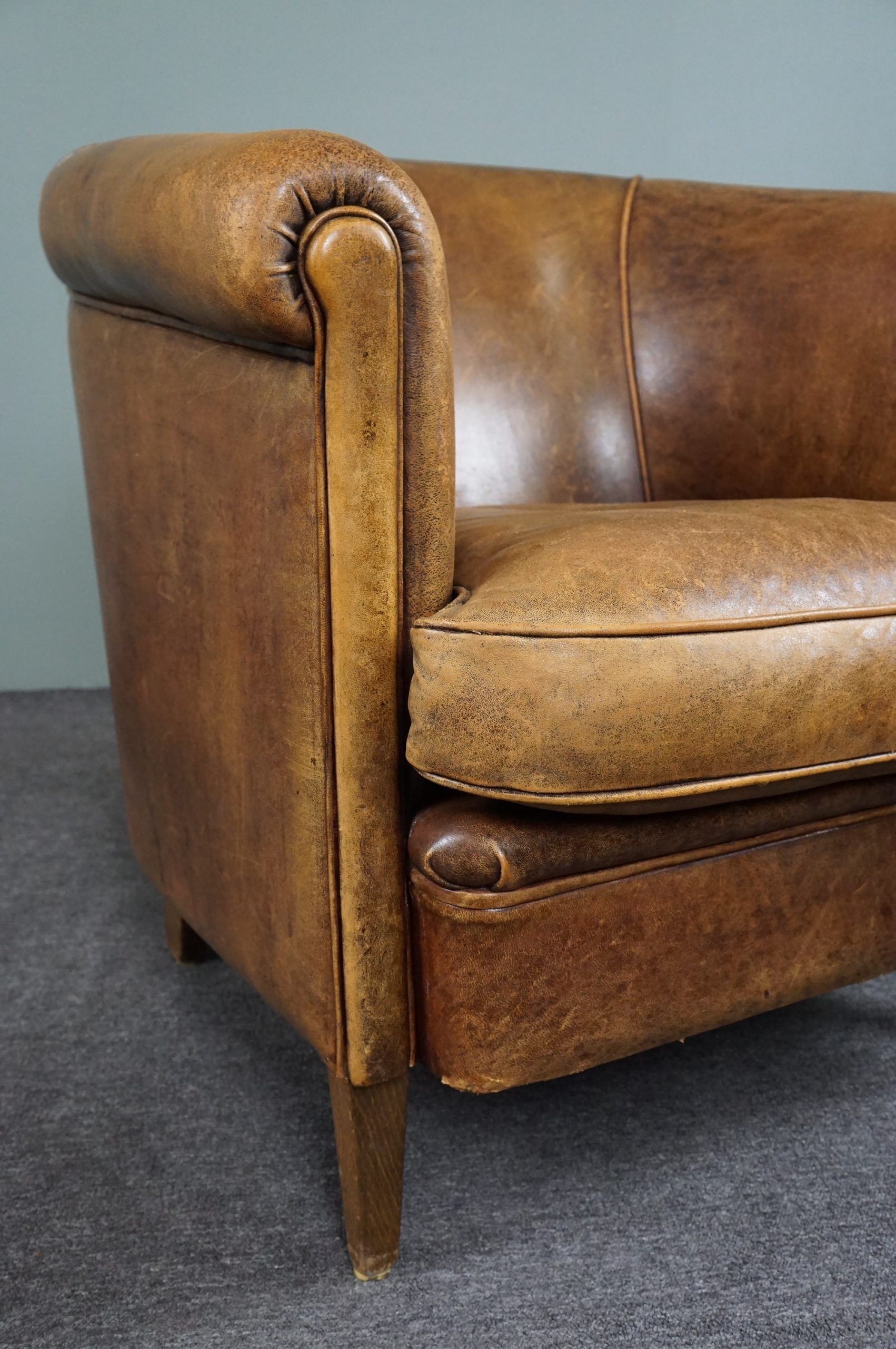 Club armchair in sheepskin