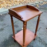 Solid wood shelf with carved legs