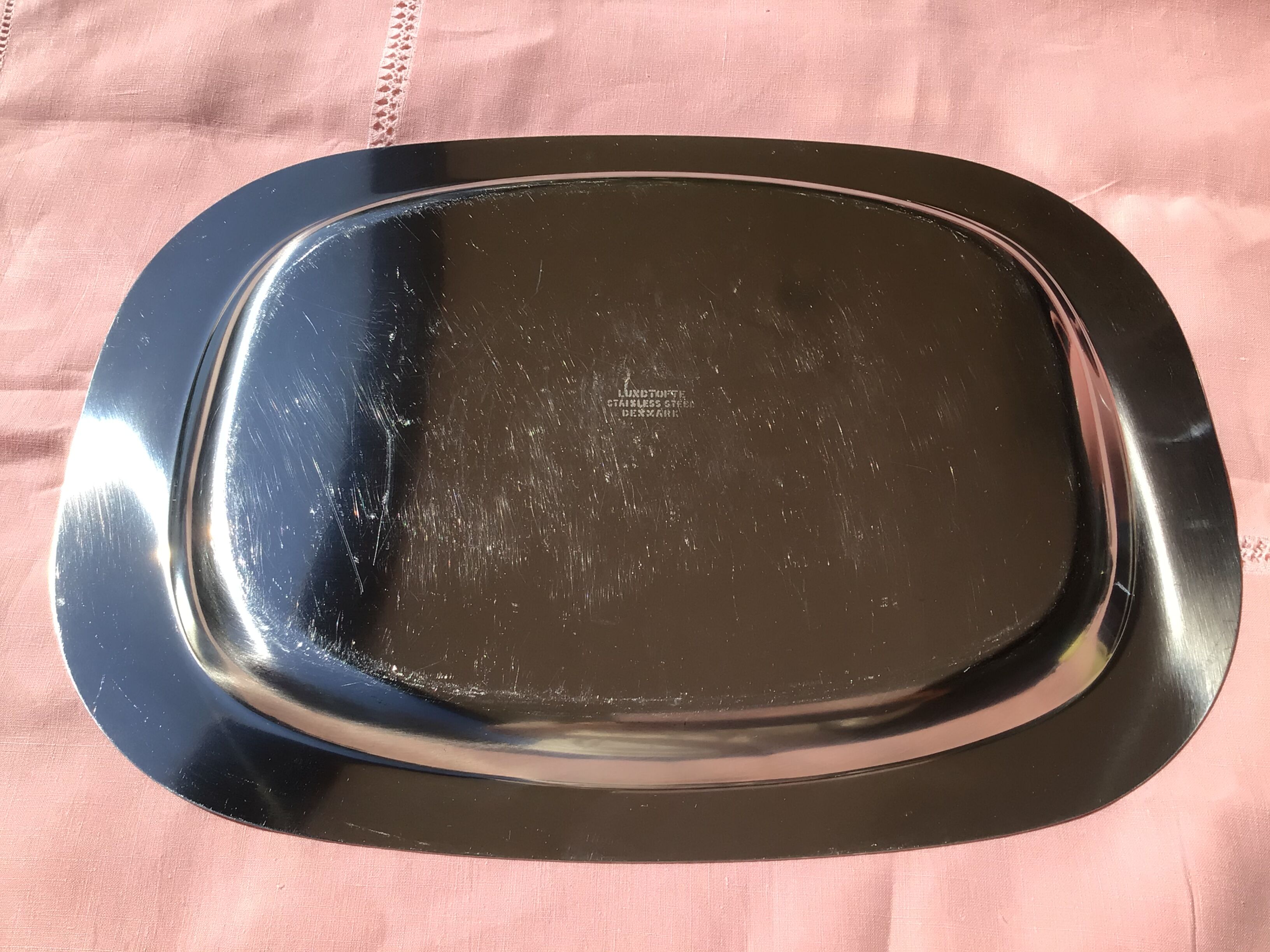 Scandinavian stainless steel tray rectangle rounded edges