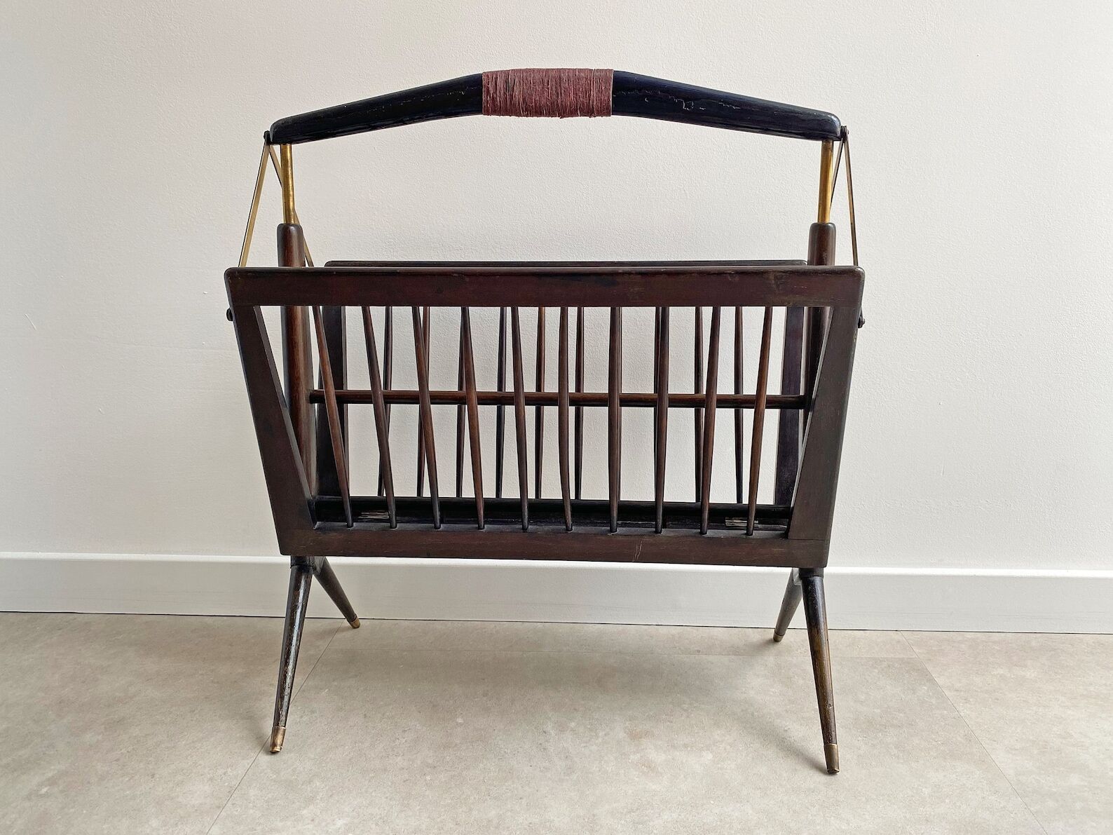 Italian mid century  magazine stand