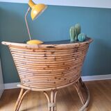 Rattan bar