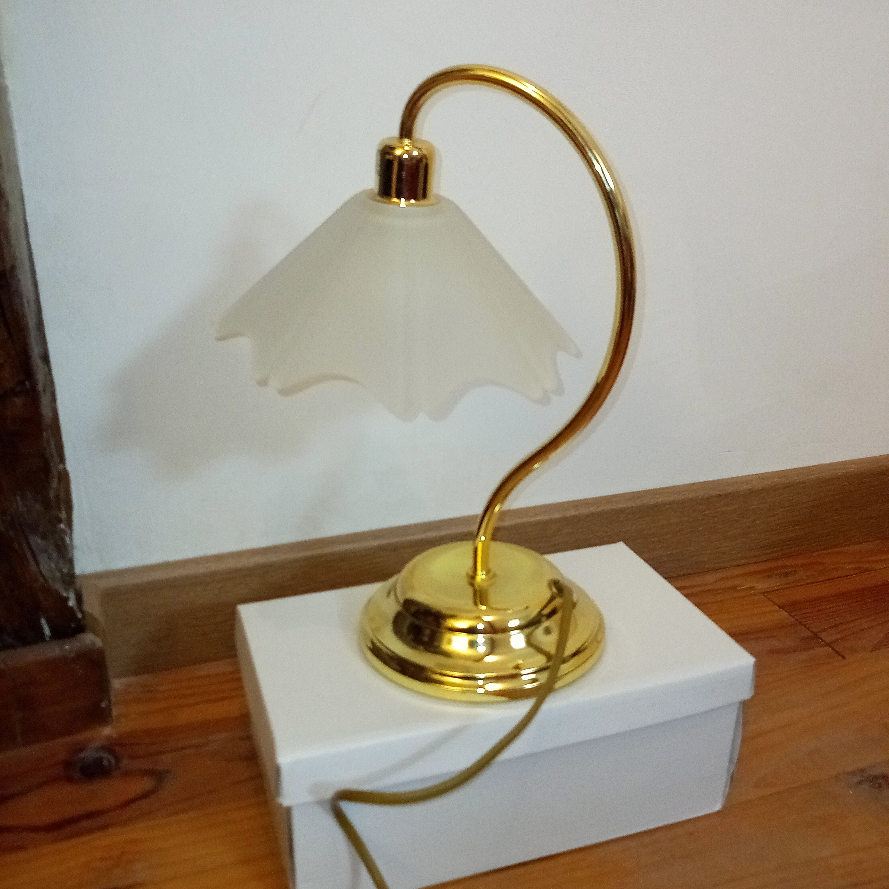 Pretty vintage lamp
