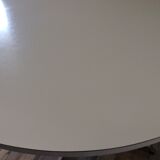 Round dining table of the 70s