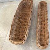Bread baskets and vintage baguettes