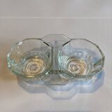 Retro salt and pepper shakers, in molded glass