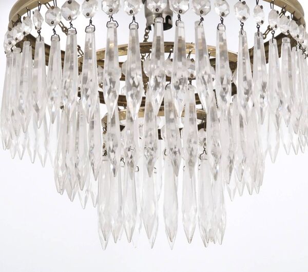 Lustre à pampilles en cristal et laiton, années 30