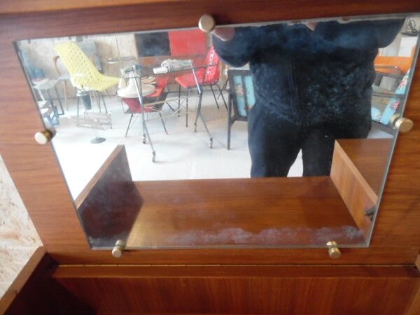 Dresser, regy edition