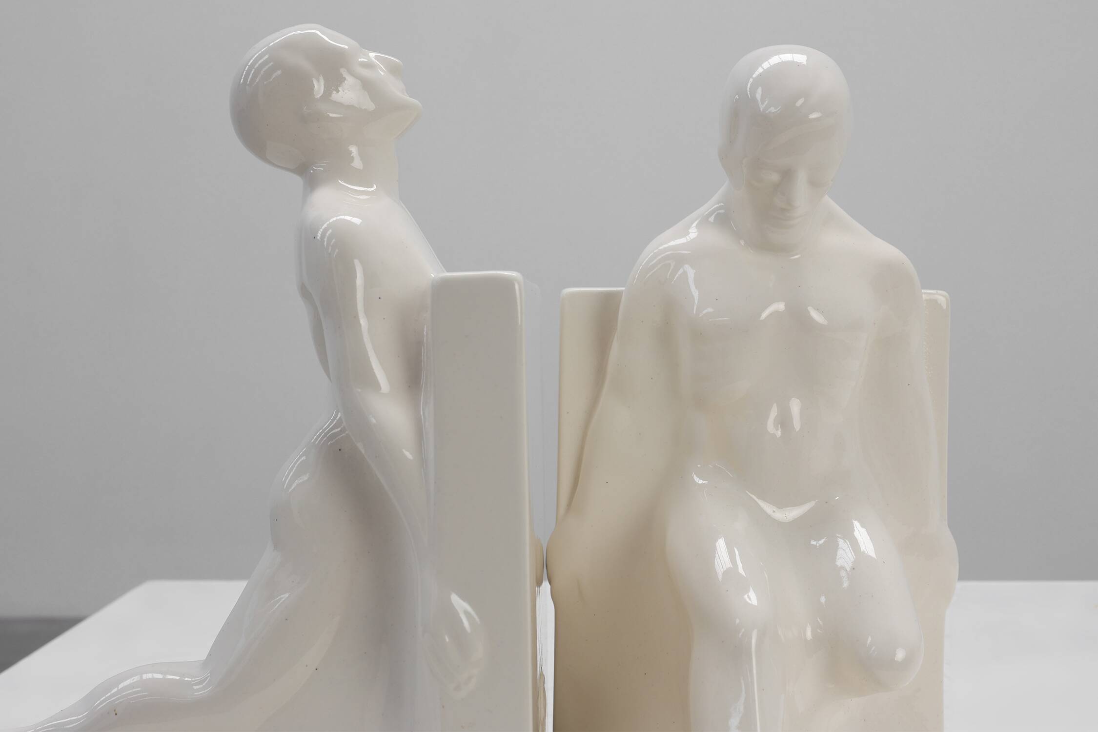 Pair Ceramic bookends by Godofridus Boonekamp for Plateelbakkerij Schoonhov