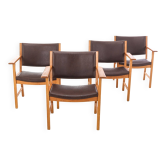 4 Hans Wegner armchairs model AP-50