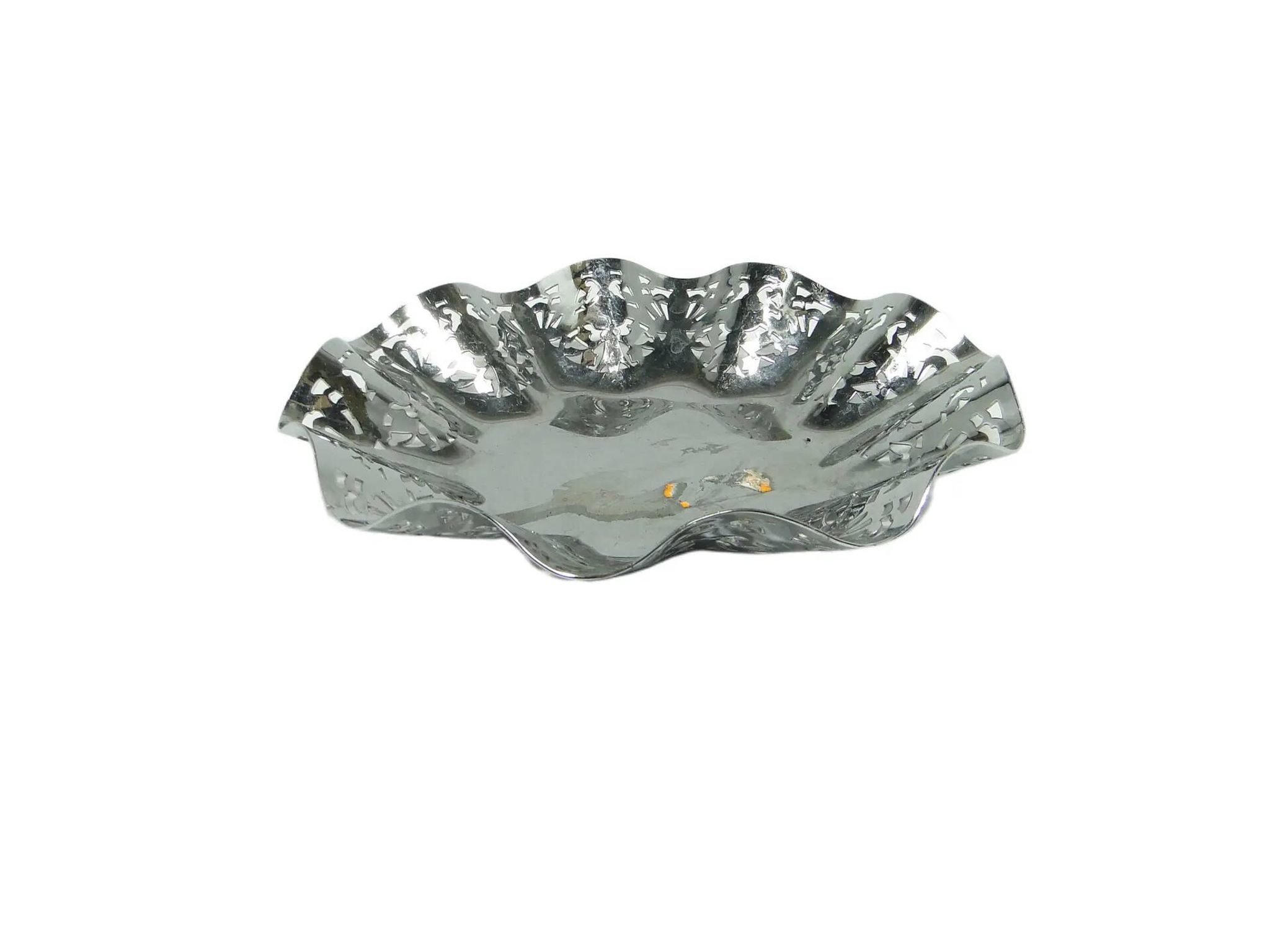 Art Deco openwork bowl, chrome-plated brass, Germany, 1950s.