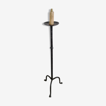 Tripod lamp in wrought iron