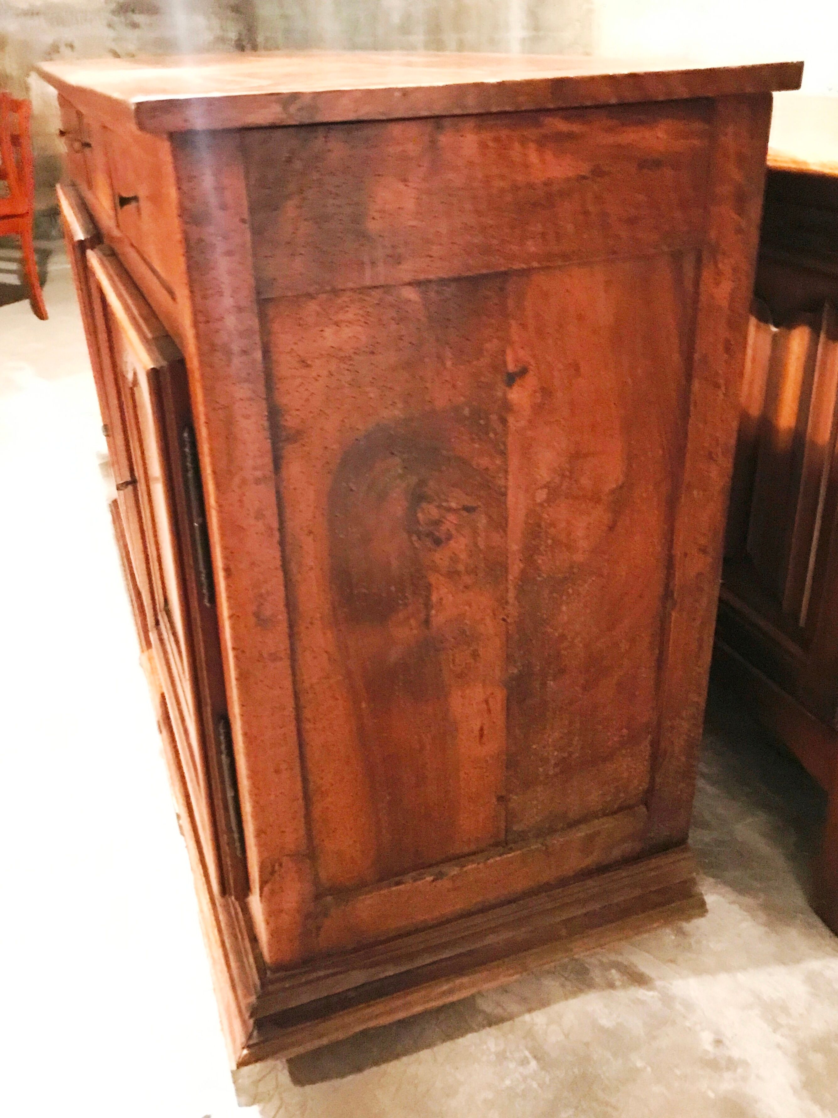 Buffet bahut 1920