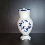 Pot à lait en porcelaine de Tournai