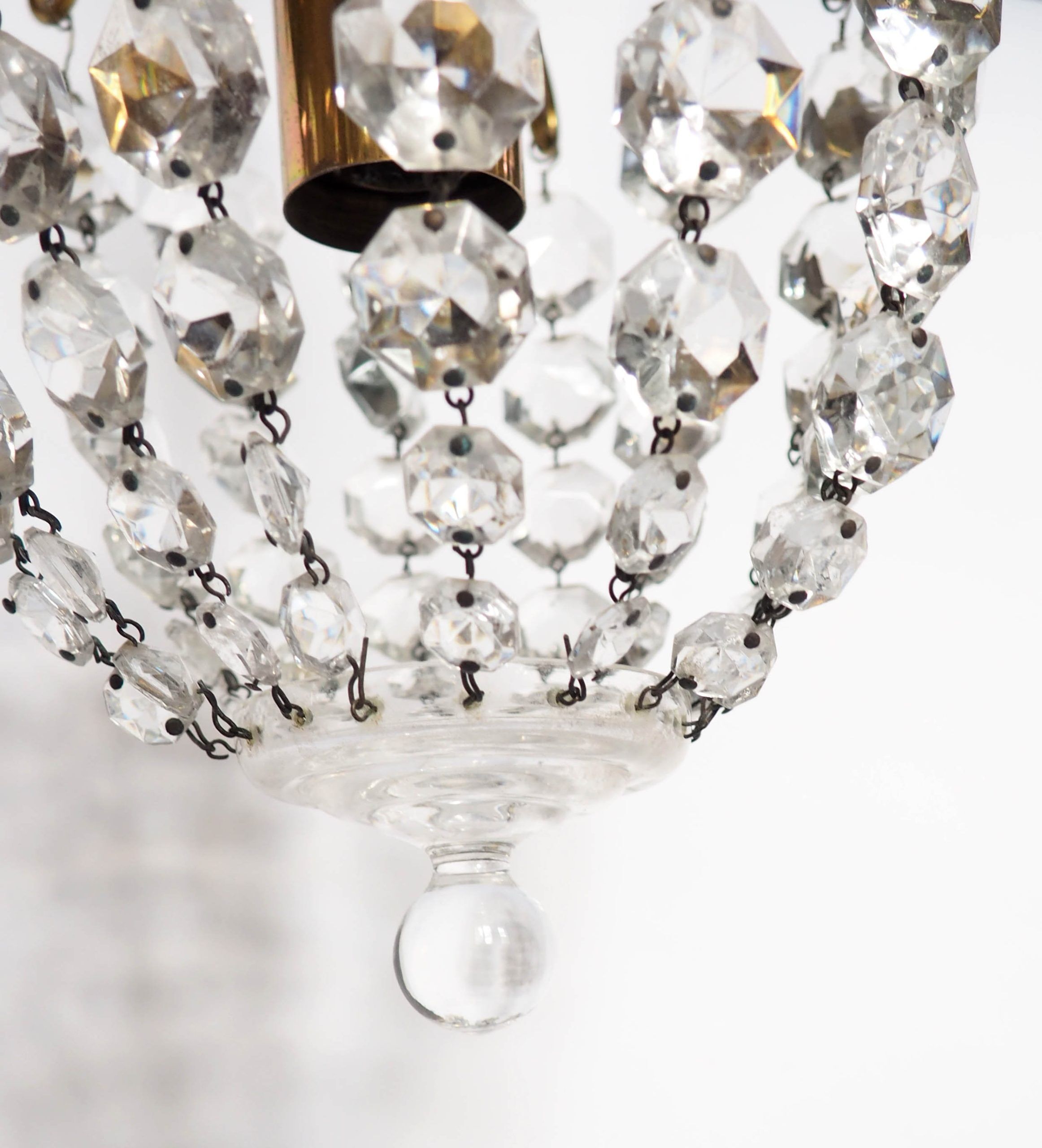 Chandelier with pendants