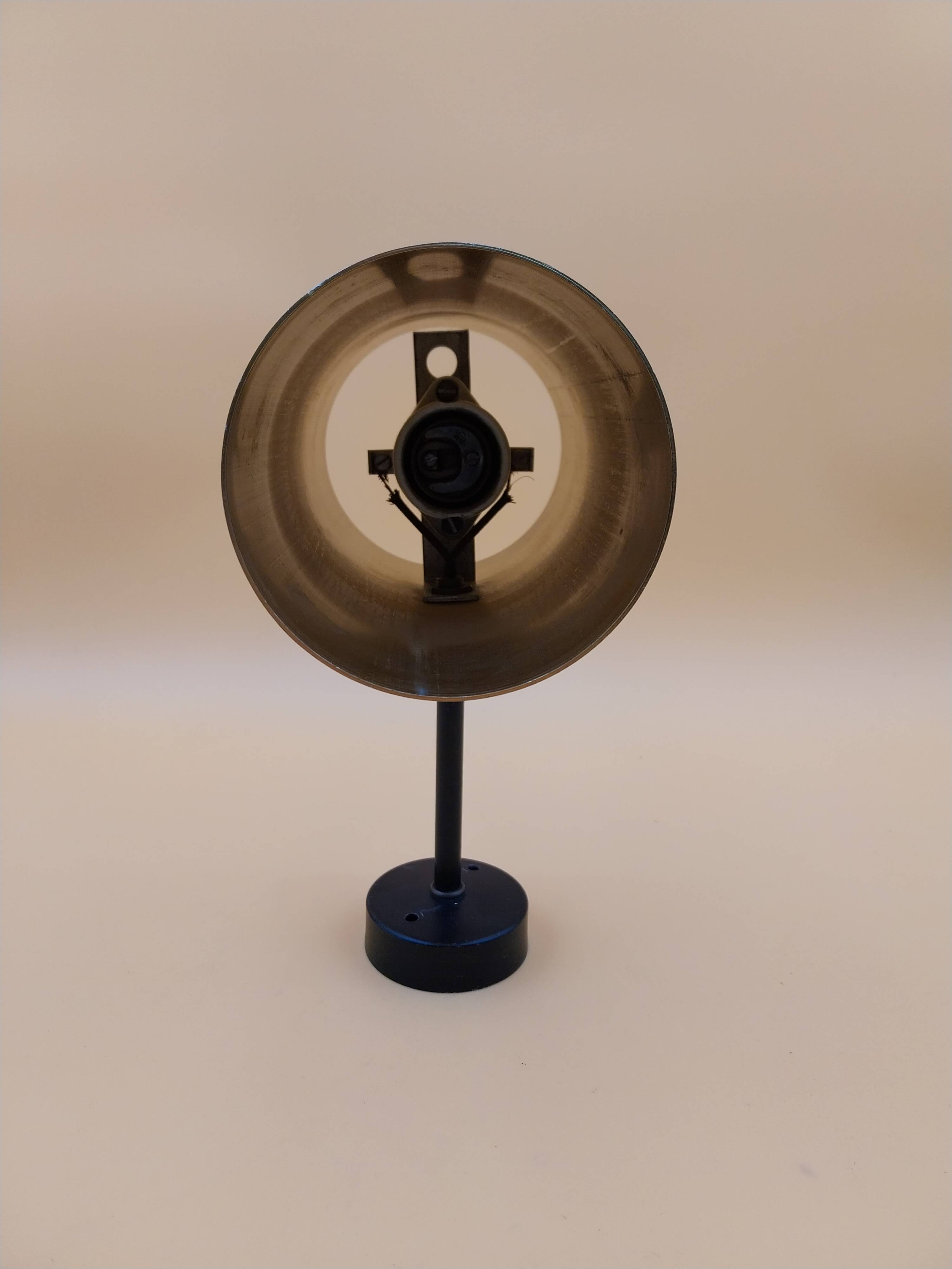 Brass pipe wall light on ball joint