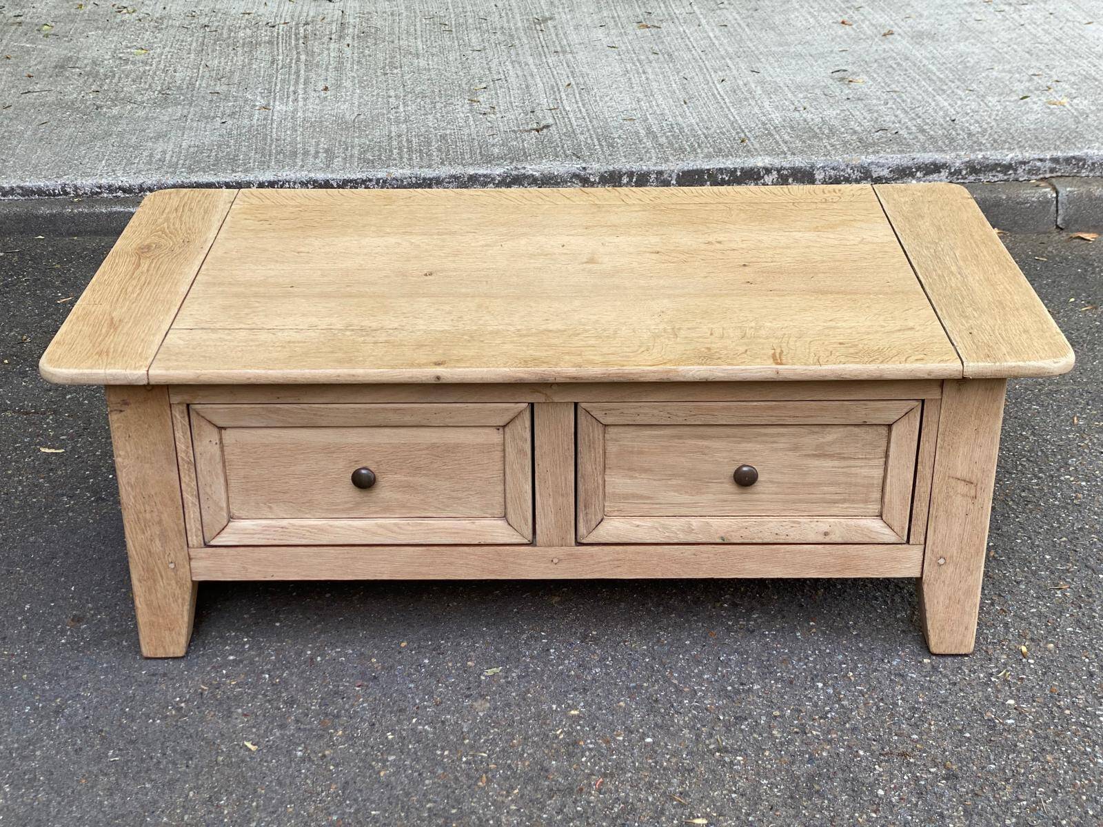 Renovated coffee table in solid oak 1980