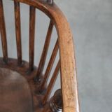 English antique set of 2 Windsor chairs with character, beautiful colouring