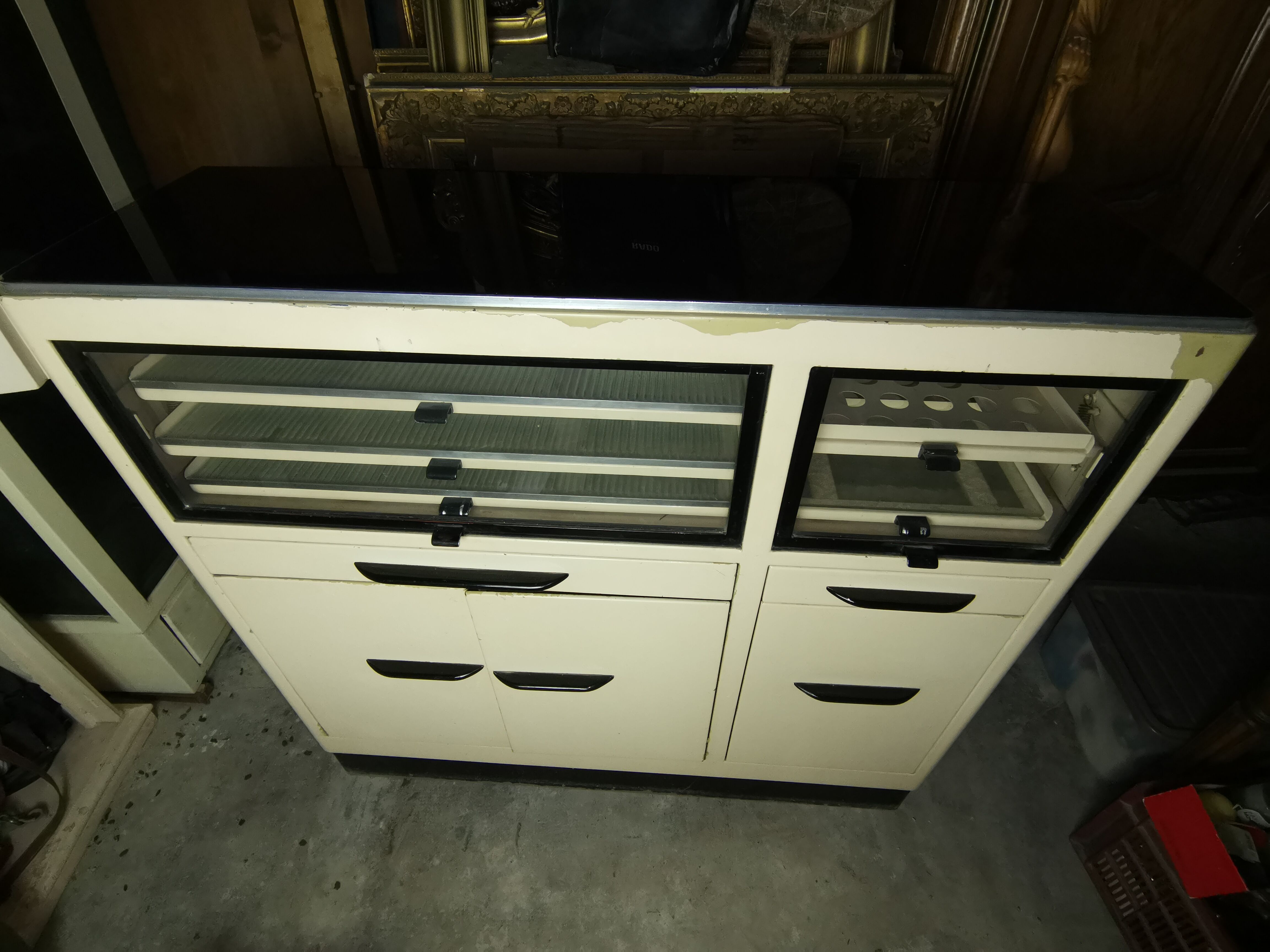 Dentist furniture in metal and black opaline top 1950