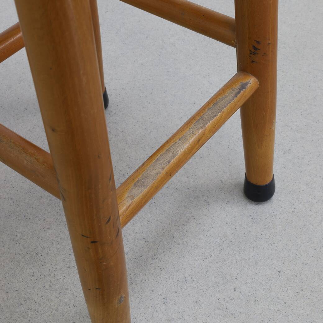 Lot de 4 tabourets de bar vintage en bois