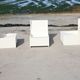 set de 3 fauteuils brutalistes, boit peint, années 60