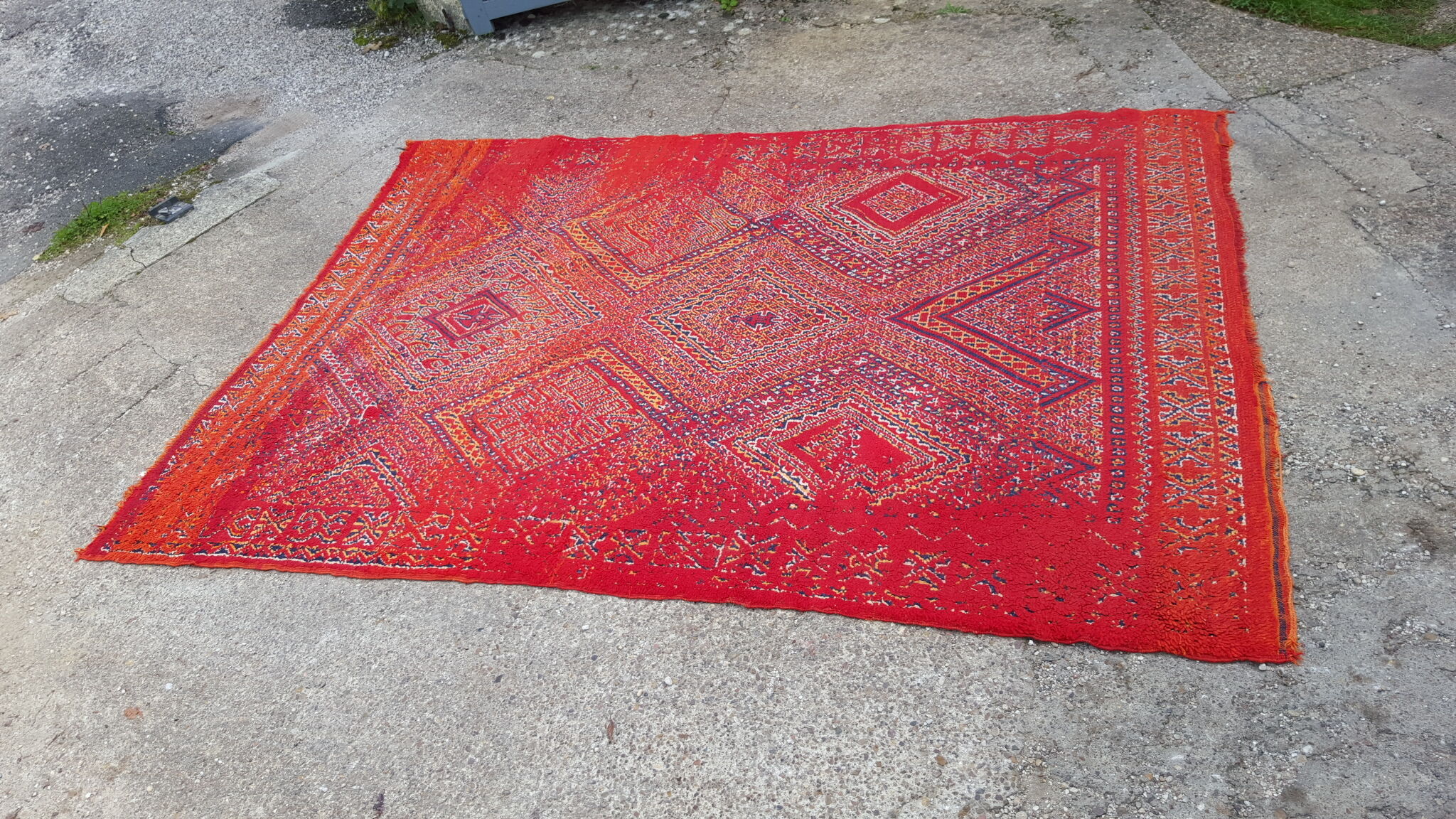 Moroccan Berber carpet 285 × 200 cm