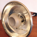 Lampe Bauhaus en verre mercurisé suspension industrielle chromée.