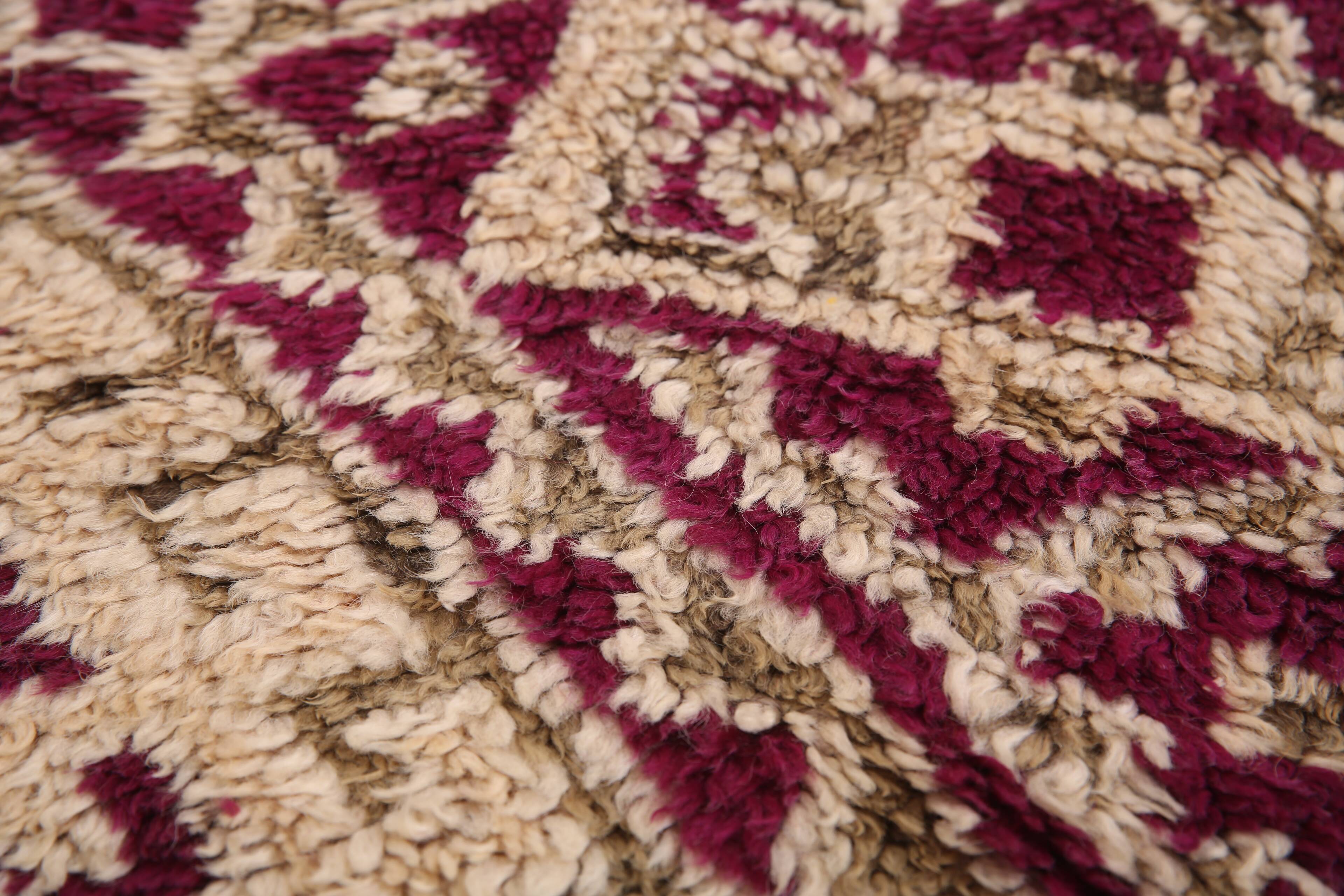 Purple Vintage Beni Mguild Rug 186 x 353 cm - Handmade Berber Wool Rug