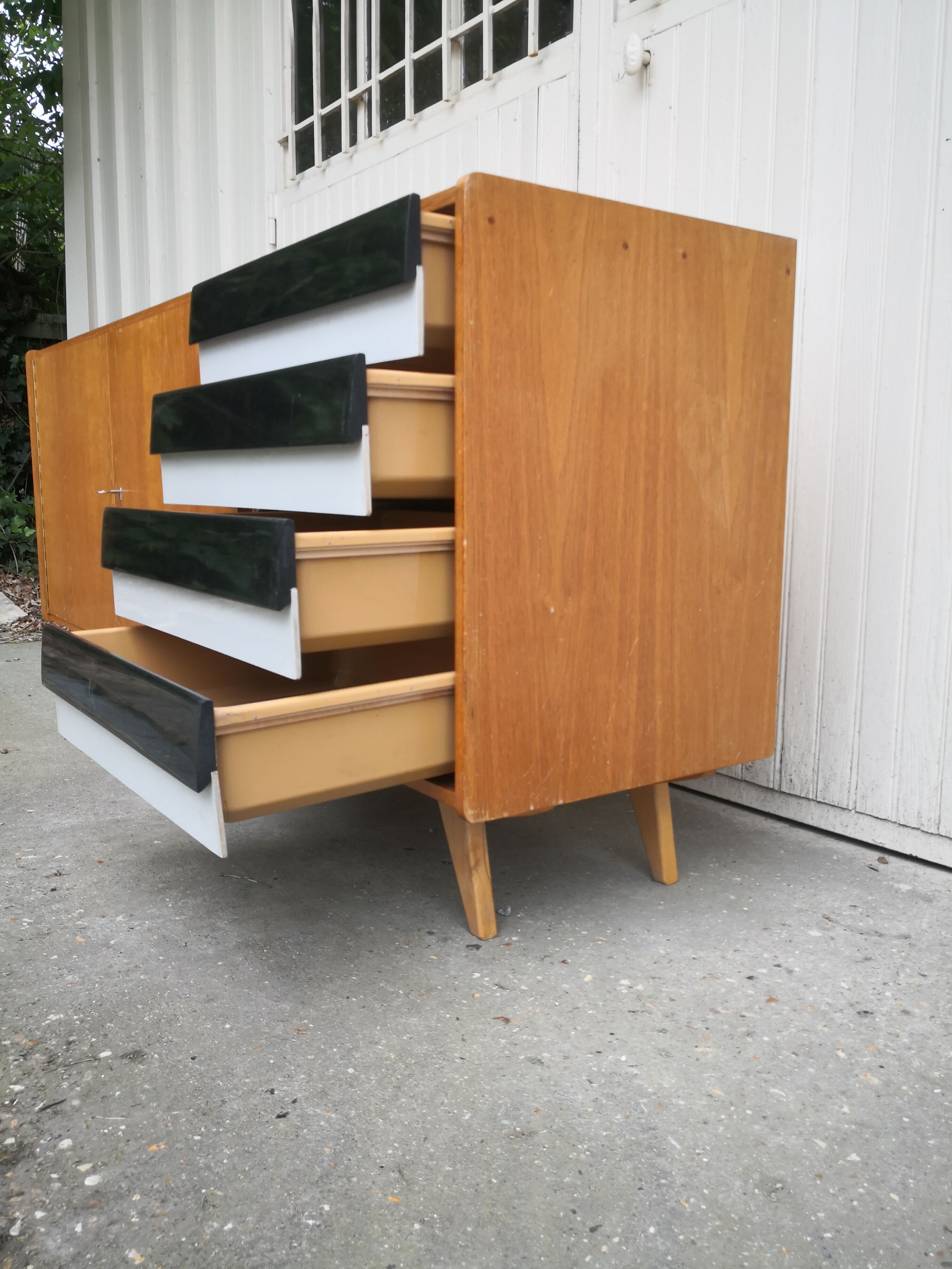 Enfilade vintage style scandinave Jiroutek Tchèque  1960