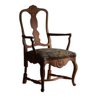 Classic Baroque style armchair in oak, made by a Danish cabinetmaker, 1930s.
