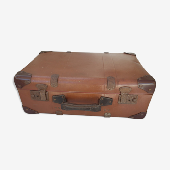 Beautiful brown suitcase from the years 40/50