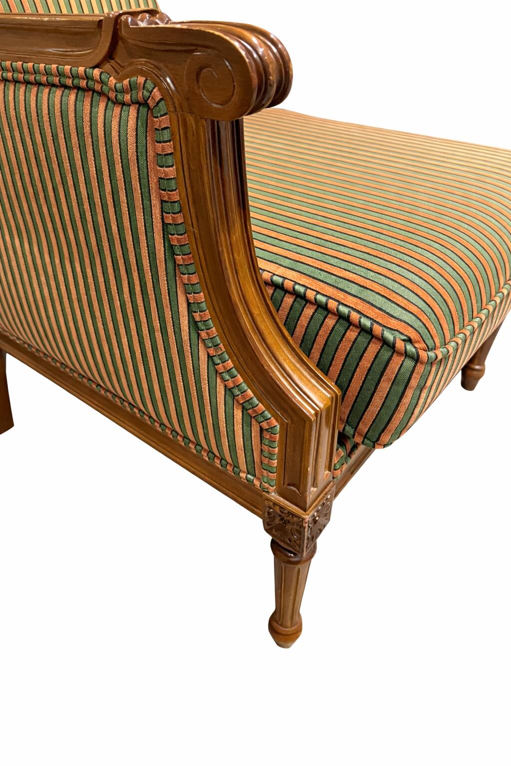 Armchair in the style of Louis XVI made of solid wood, striped fabric.