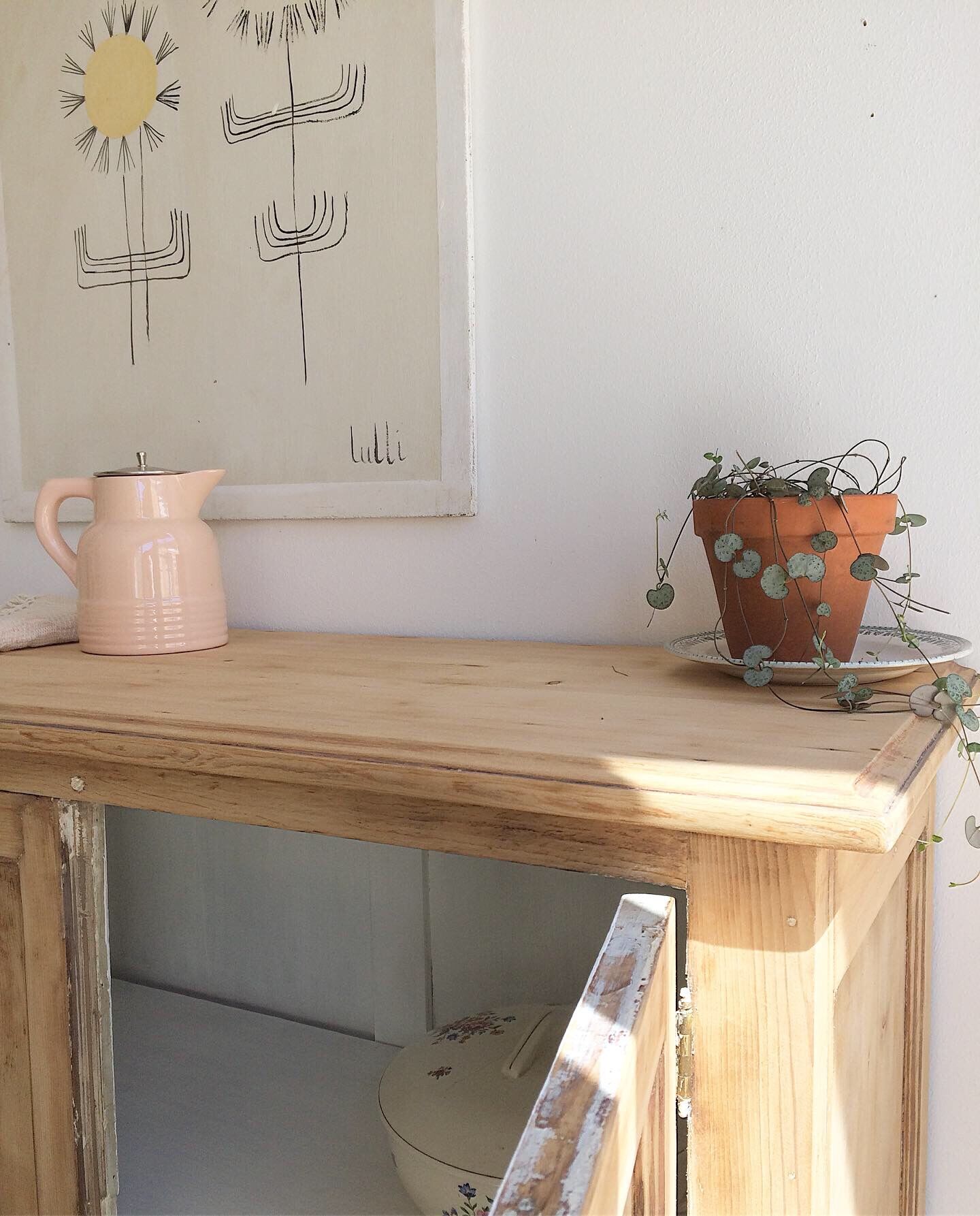 Parisian buffet wood raw