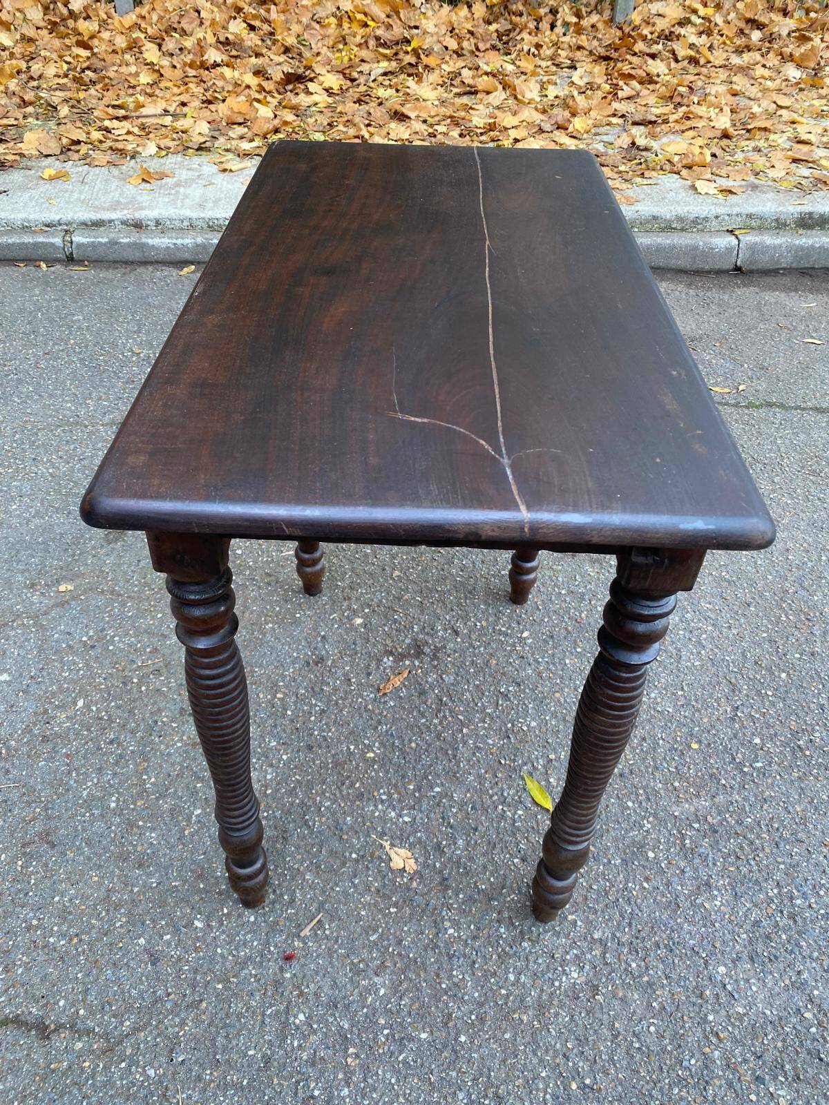 Solid wood table with turned legs, 19th century, 77x42cm