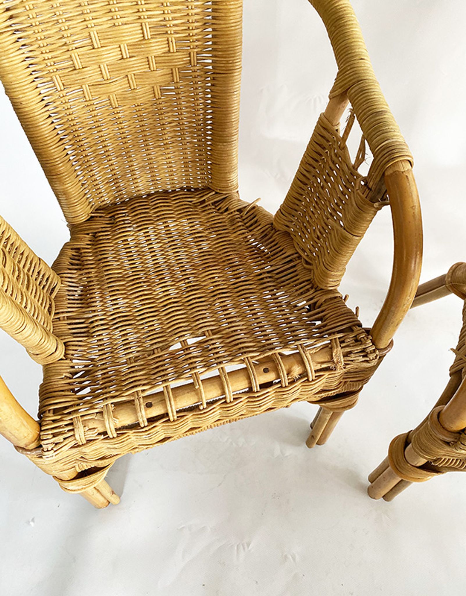 Paire fauteuils enfants rotin