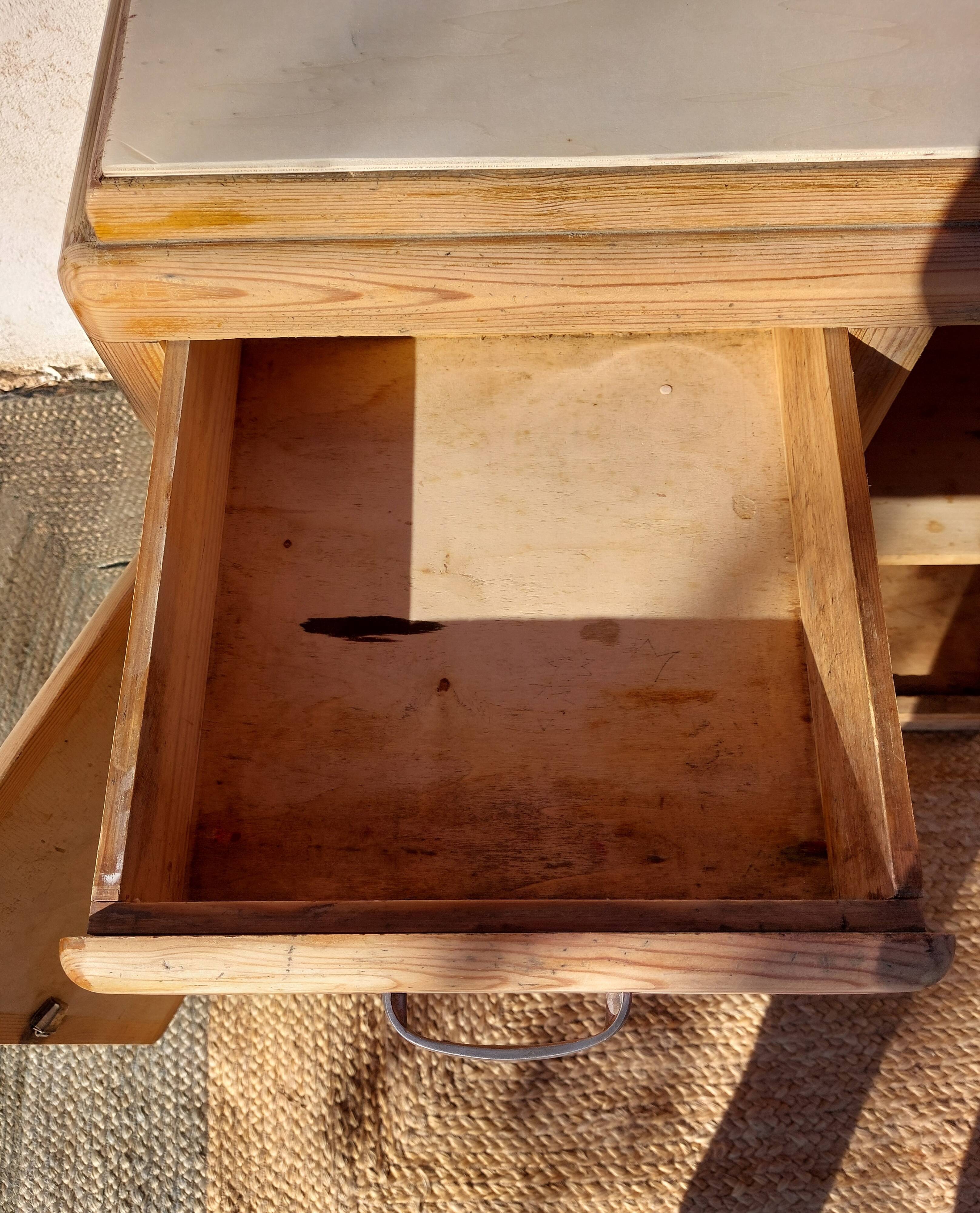 small buffet Mado sanded