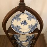 Shelf on feet or servant dumb wooden tripod