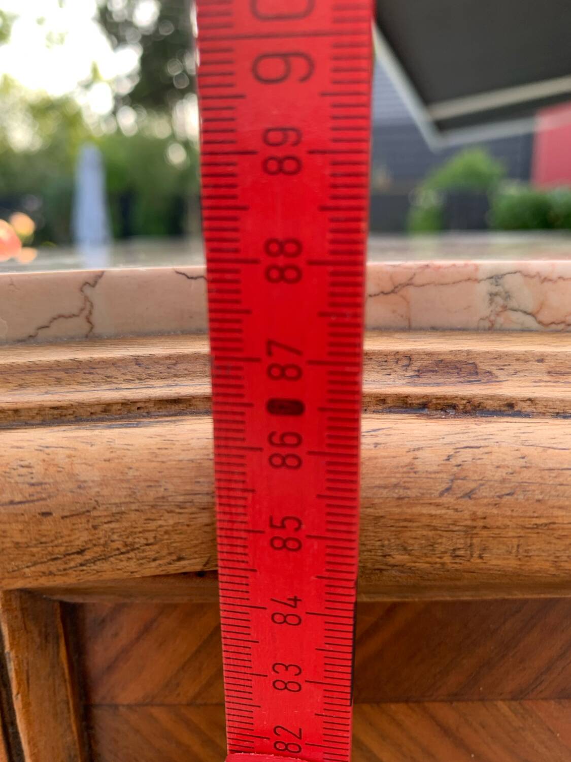 Louis XV bedside tables in beige marble