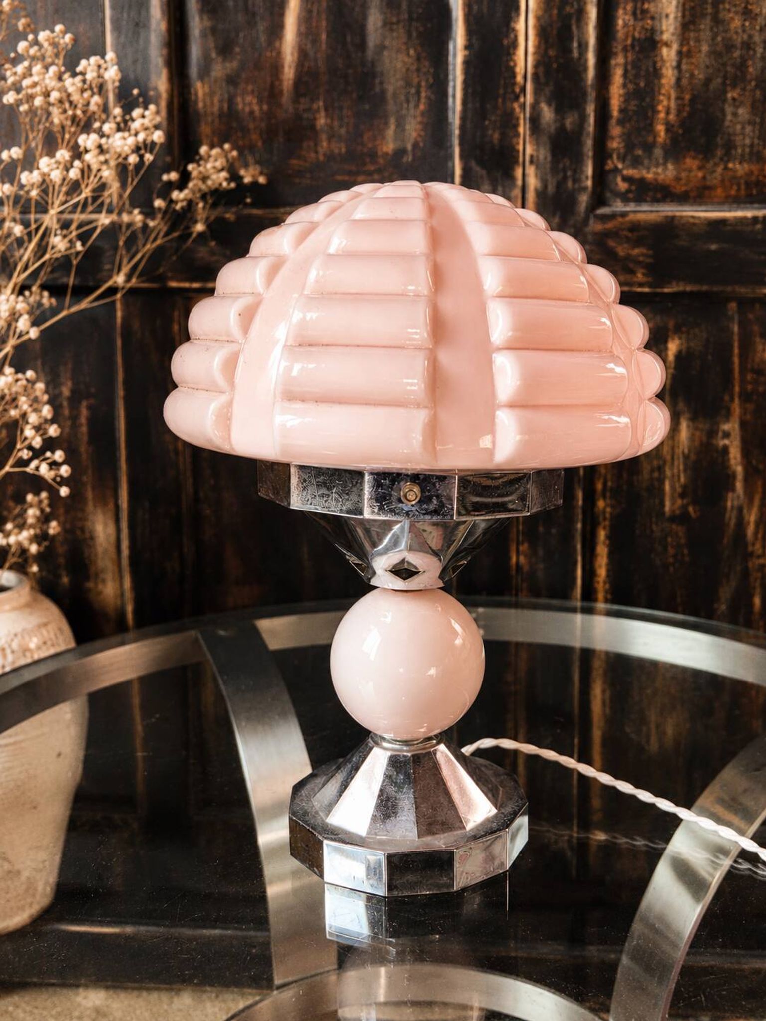 Antique Art Deco lamp in pink glass and chrome metal – Unusual and timeless