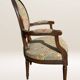 Fauteuil médaillon de style Louis XVI