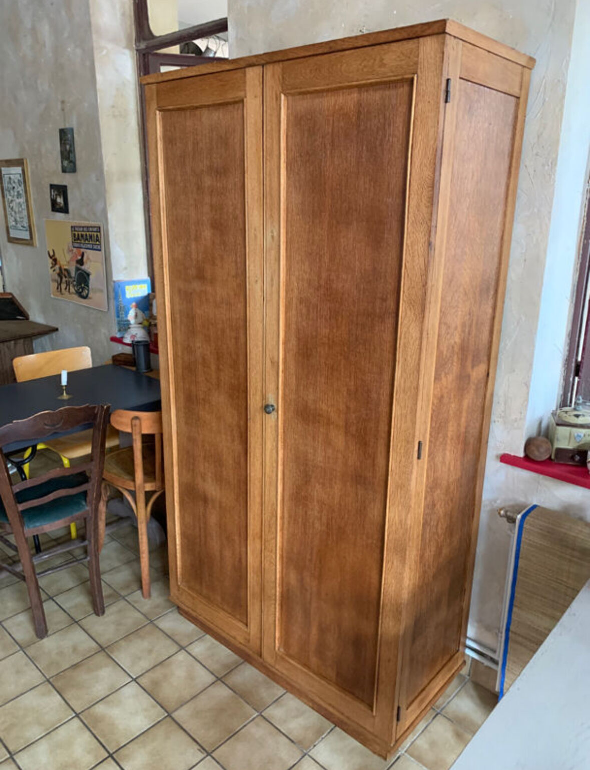 Armoire parisienne en hêtre