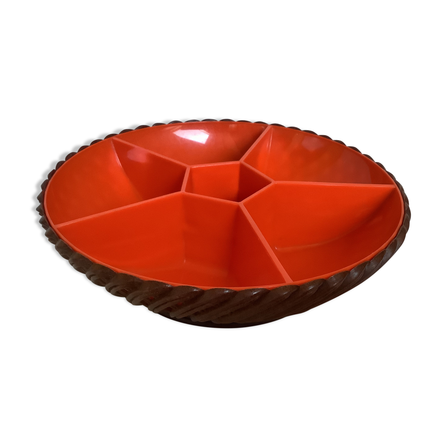Orange and brown Emsa server