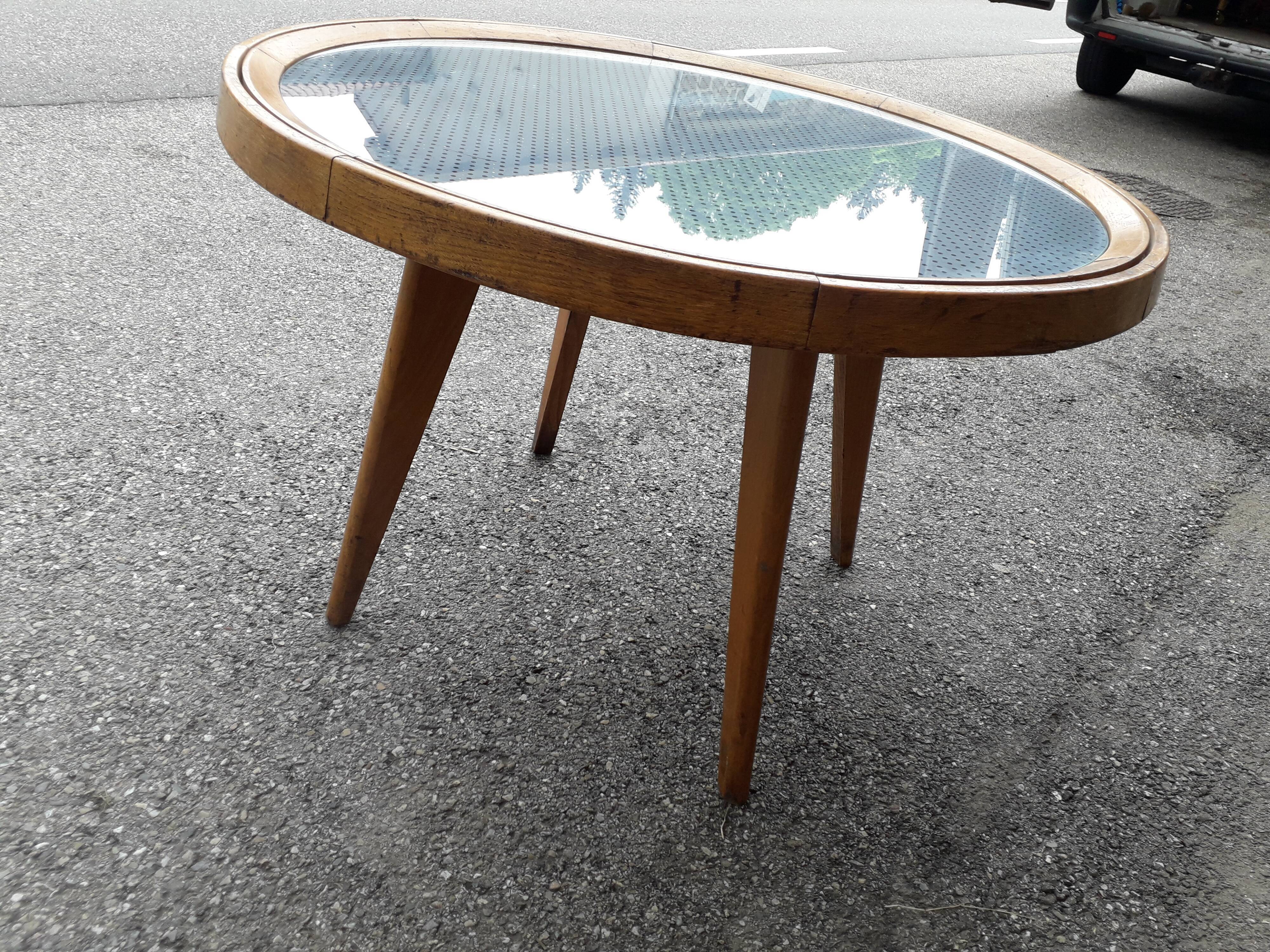 Coffee table vintage compass feet